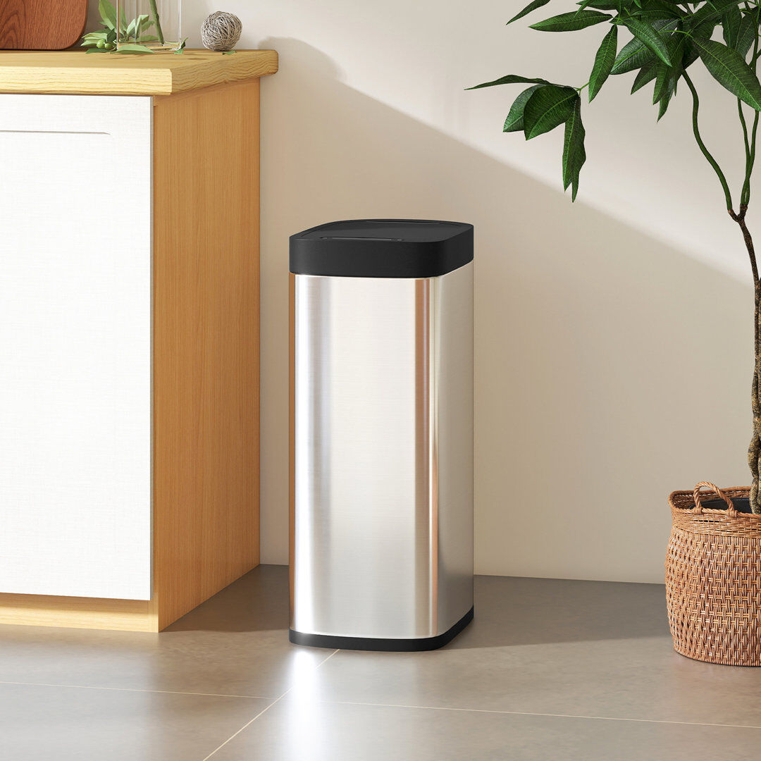 HOMCOM 50L Sensor Bin, Touchless Kitchen Bin, Battery Operated, Black Silver 50L
