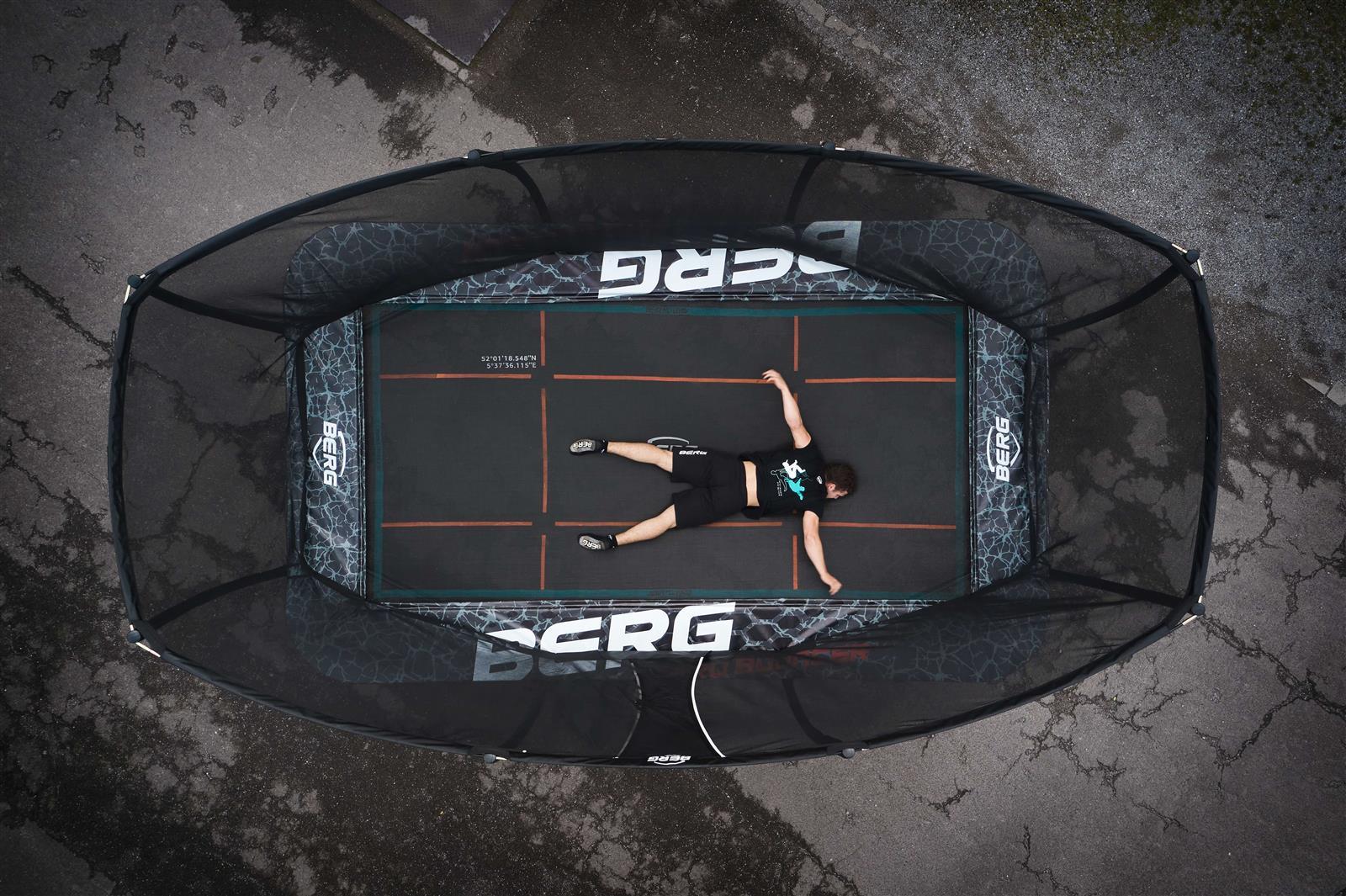 BERG Trampolin rechteckig Ultim Pro Bouncer Regular 5 x 3 m + Safety Net DLX XL
