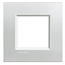 Legrand Rahmen Living&Light Silber LNA4802AG 1 St.