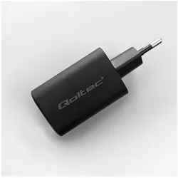 Qoltec 50766 Ladegerät für Mobilgeräte Laptop Tragbare Spielekonsole Powerbank Smartphone Smartw (65 W, 2 Ports), USB Ladegerät, Schwarz