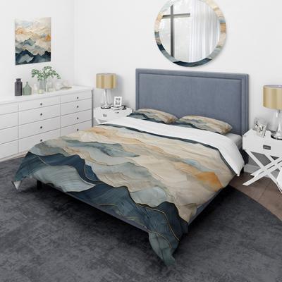 DESIGN ART Designart - Majestic Mountain Peaks - Mountains Bedding Cover Set - Traditional Bed Sets With Shams