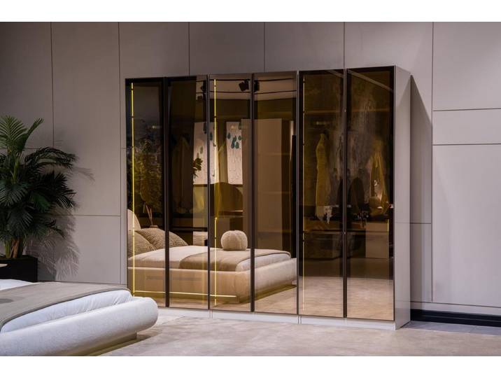 Xlmoebel Kleiderschrank Eleganter Schrank mit Glastüren und hochwertiger Verarbeitung (Kleiderschrank) Hergestellt in Europa