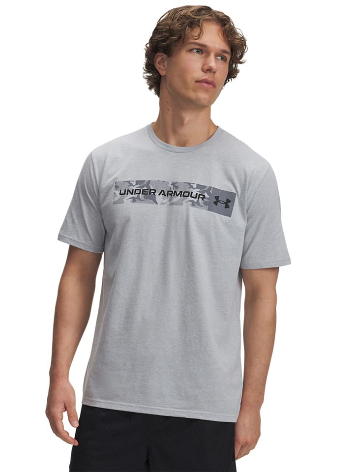Under Armour Funktionsshirt in Grau - S