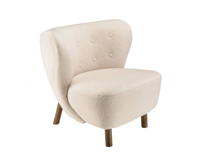 Fauteuil en tissu bouclette écru, dossier capitonné arrondi