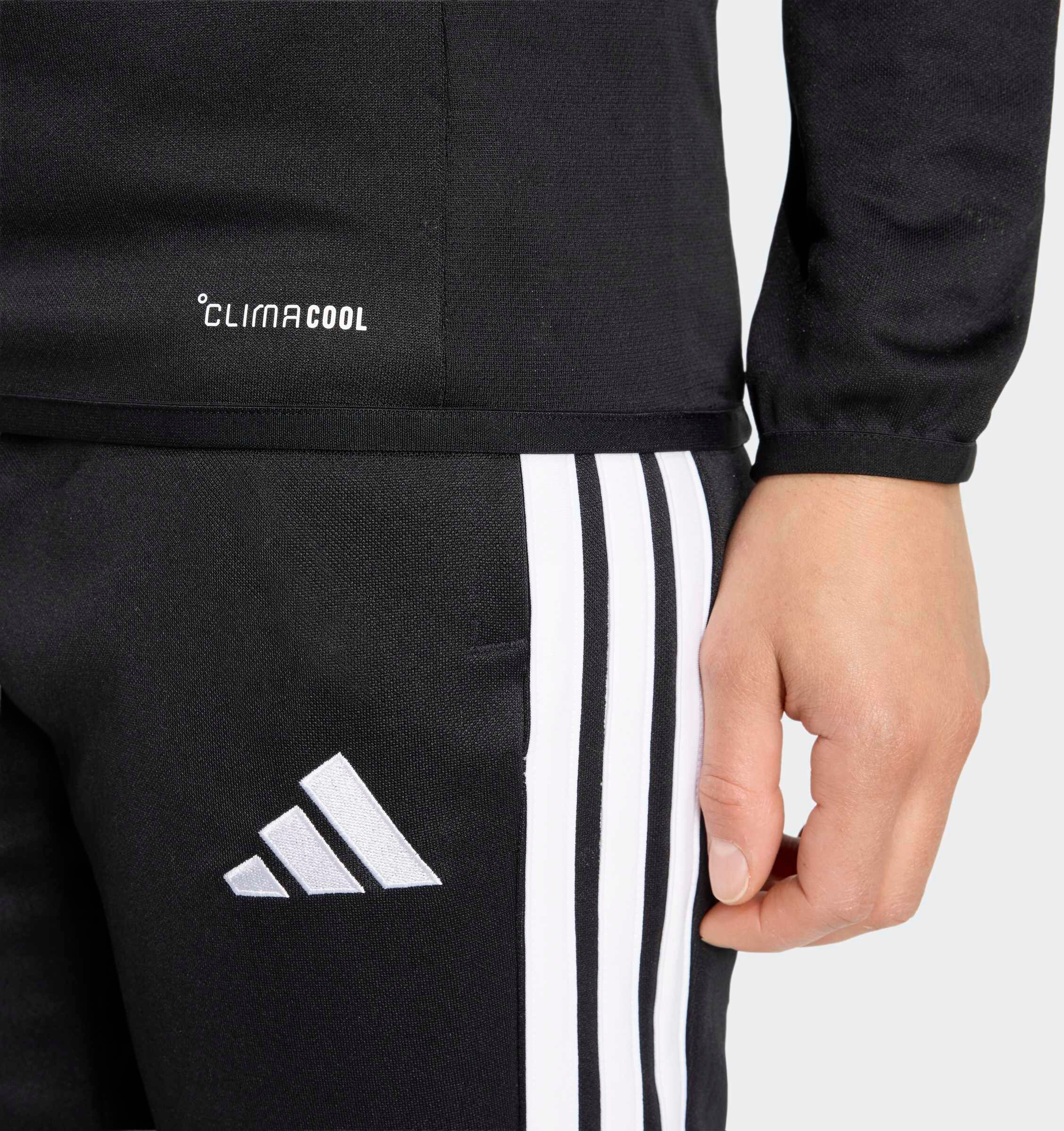 Trainingsshirt ADIDAS PERFORMANCE "TIRO26 LEAGUE TRAININGSOBERTEIL", Damen, Gr. XXL, schwarz-weiss (schwarz, weiß), Obermaterial: 100% Polyester, normal, Rundhals, Shirts Trainingsshirt, mit Reissverschluss bis zur Brust, mit Climacool-Technologie schwarz