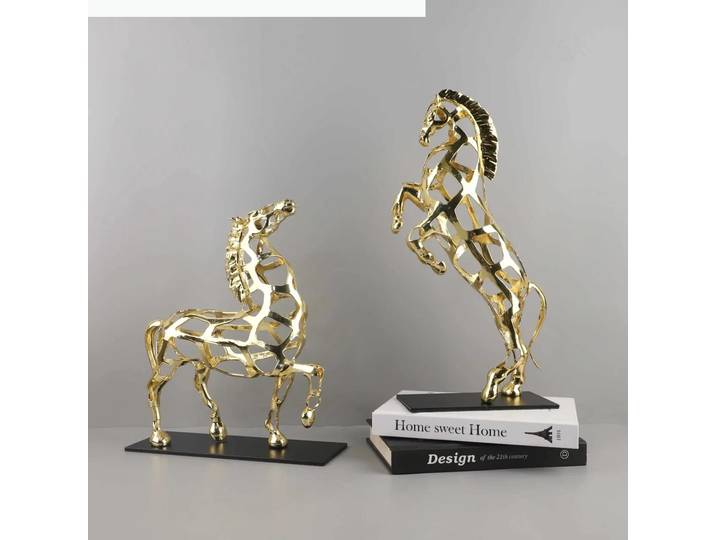 Sculpture d'animal artificiel artisanale en métal, Sculpture ajourée d'un cheval, Figurines décoratives en métal, accessoires de décoration pour la maison