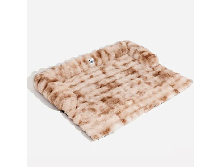 FUNNYFUZZY warm en kalmerend ondersteunend huisdierenbed voor katten en honden, pluizig imitatiebont, bankbeschermer, afneembaar en machinewasbaar, neksteun, maat S, bruin