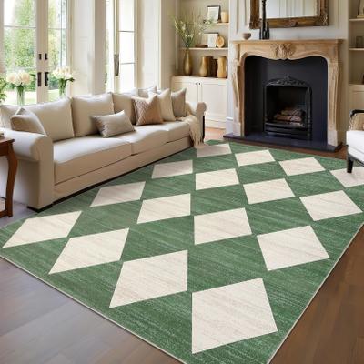 Garvee Modern Distressed Diamond Geometric Area Rug