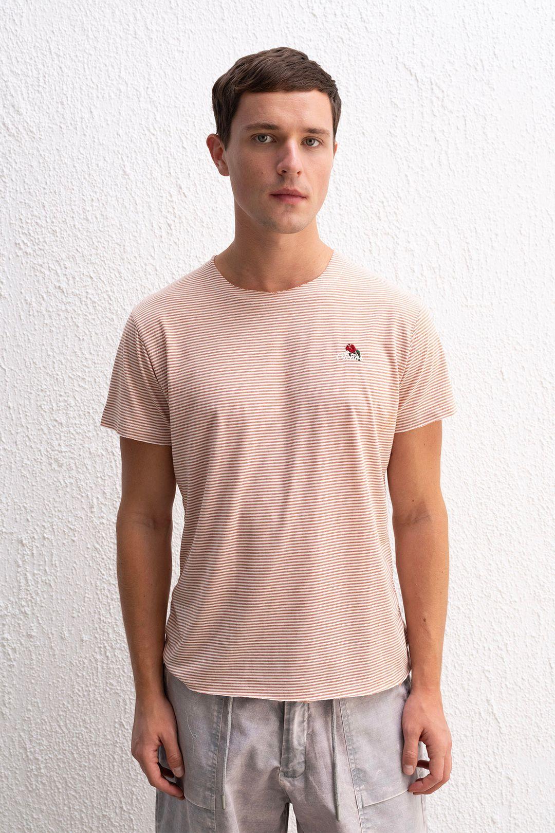 Gestreiftes besticktes Rundhals-T-Shirt