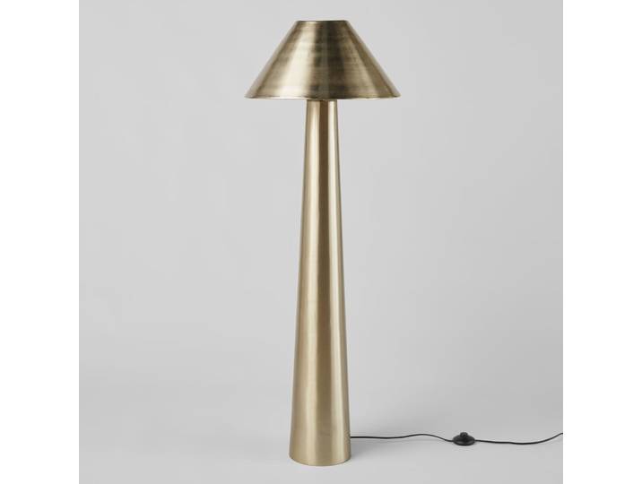 Lampadaire conique en acier doré, H130 cm