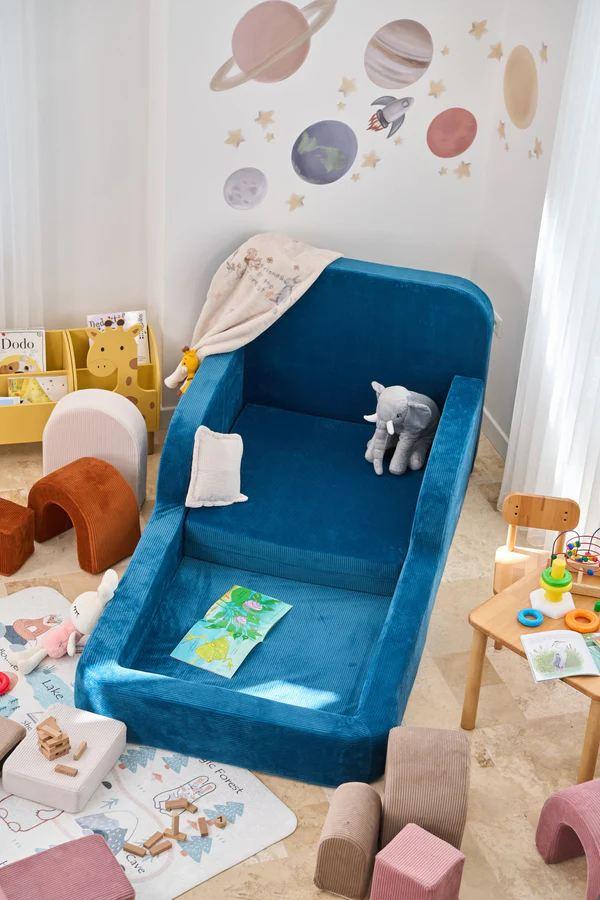 Hanah Home, Hochwertiges Kinderbett, Indigo, 90x90x210 cm, 100% Plüschstoff, sicher!