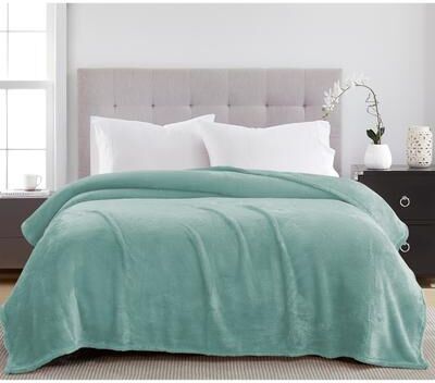 RT Designer Collection Vanessa Plush Cozy Teddy Warm Blanket