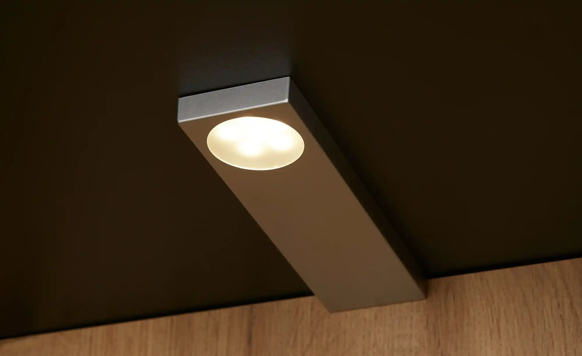 Höffner LED-Unterbauspot  Light Line 10 ¦ silber