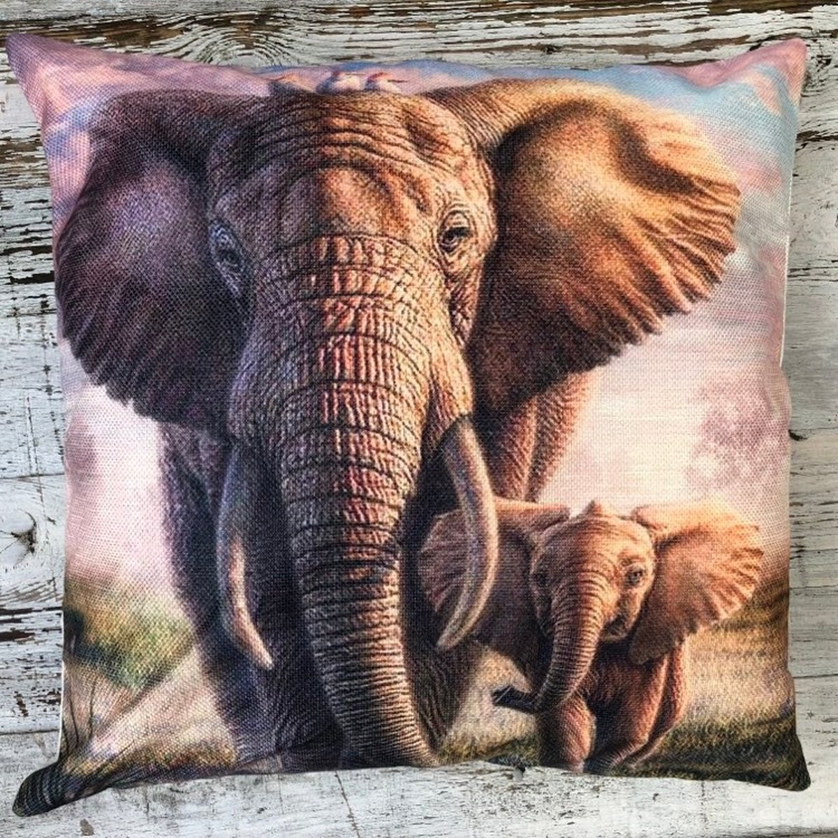 Linnen kussenhoes met olifantenprint