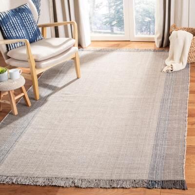 SAFAVIEH Flatweave Montauk Annabeth Fringed Cotton Area Rug