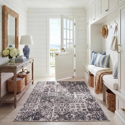 SAFAVIEH Courtyard Ombeline Transitional Rug