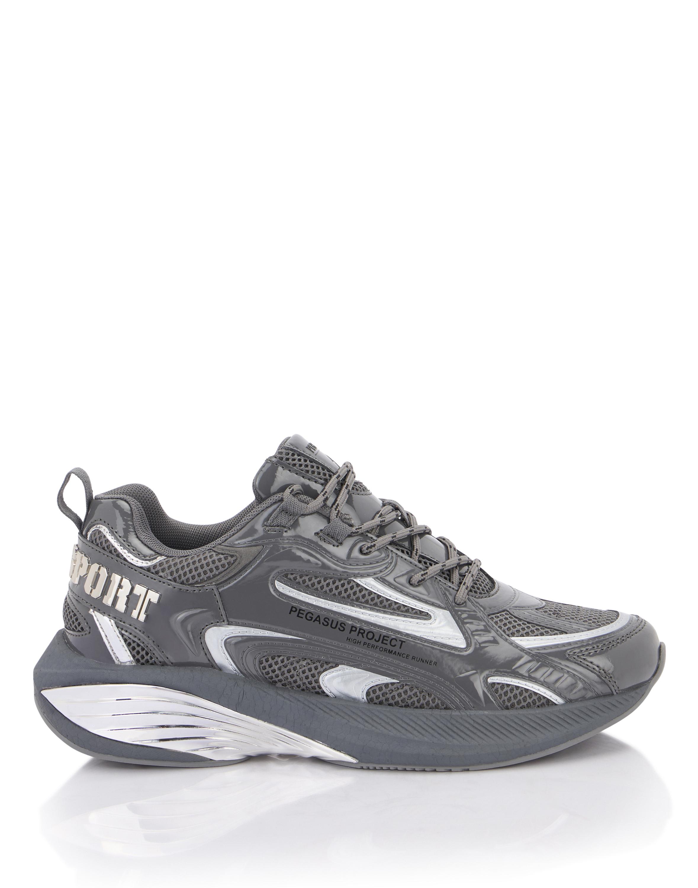 Lo-Top Turnschuhe