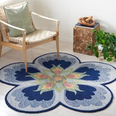 SAFAVIEH Handmade Novelty Lavern Floral Wool Rug