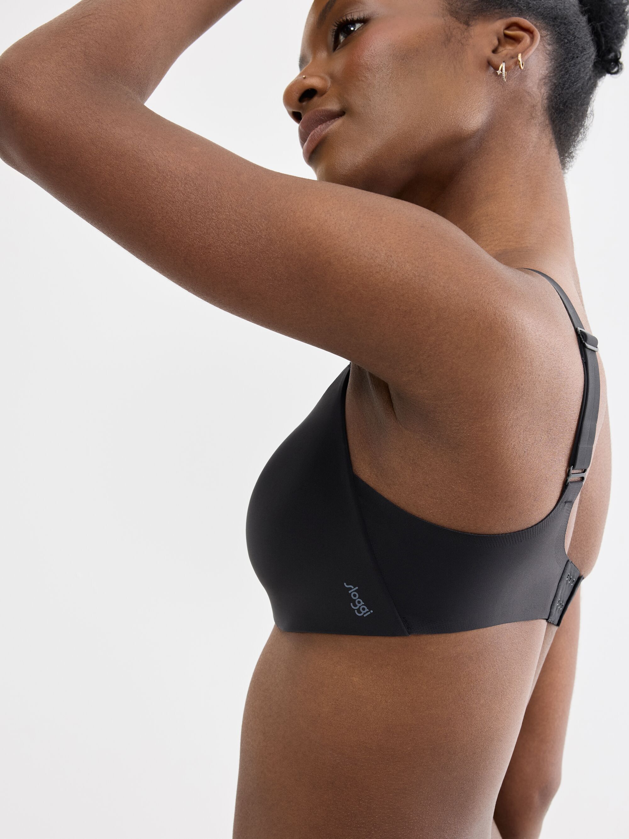 sloggi "ZERO Feel 2.0 THE UP TShirt Bra" nahtlos und unsichtbar schwarz XL, N-Gr