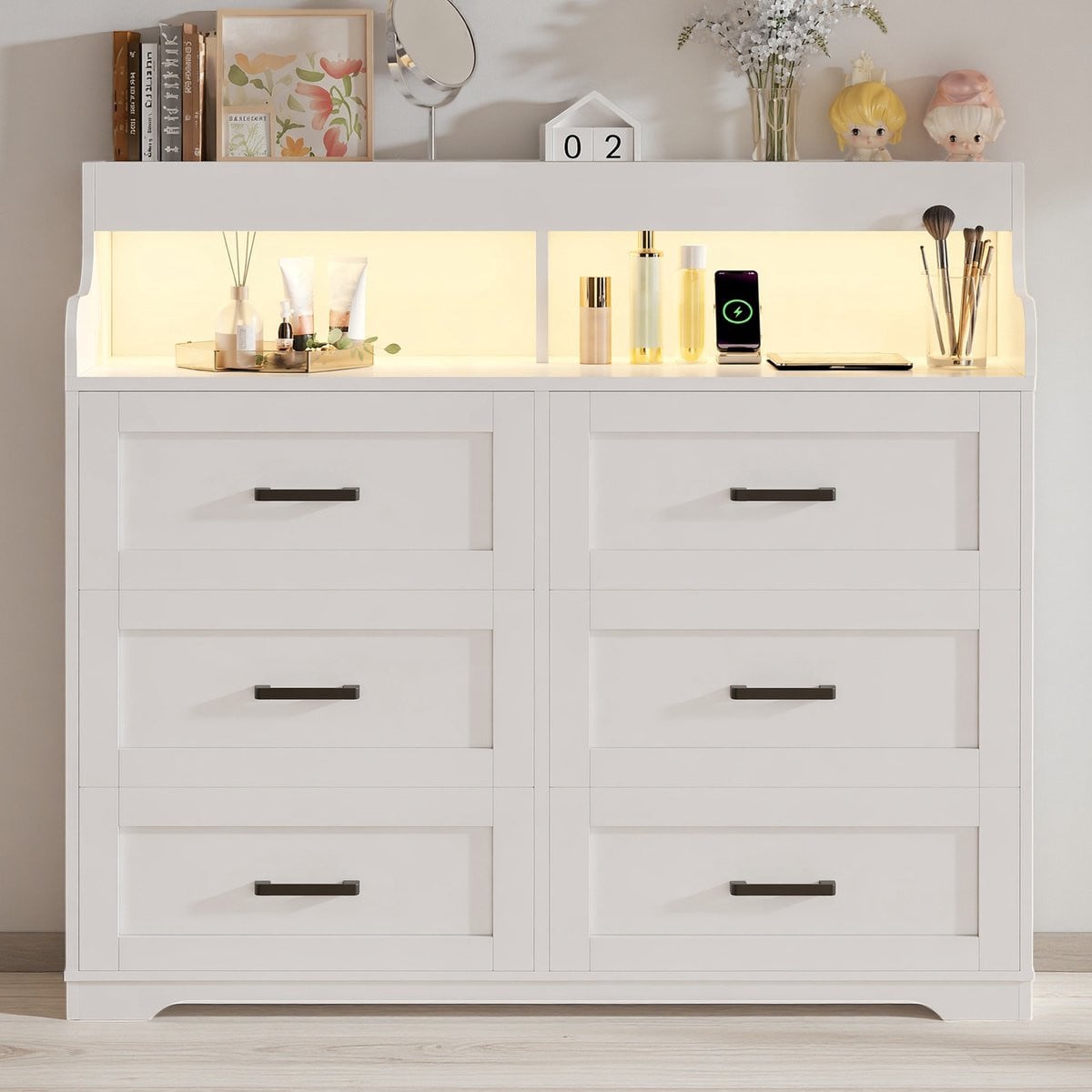 Moderne houten commode met 6 lades en LED-verlichting voor de slaapkamer