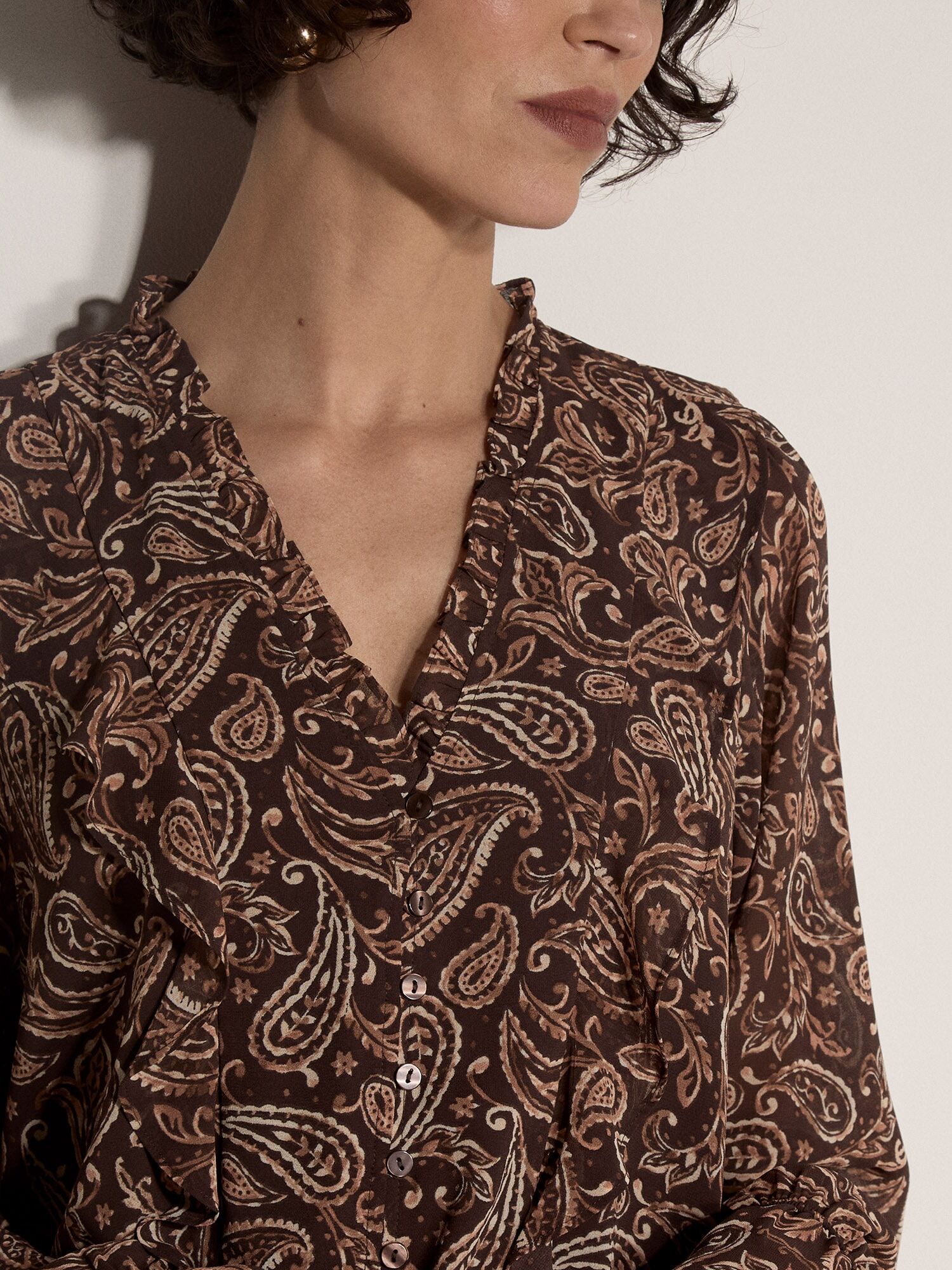 Rüschenbluse APRICOT "Chiffonbluse", Damen, Gr. 14, braun, gewebt, , Modisch, normal, V-Ausschnitt, Elastische Bündchen, Blusen Rüschenbluse, mit Paisleydruck