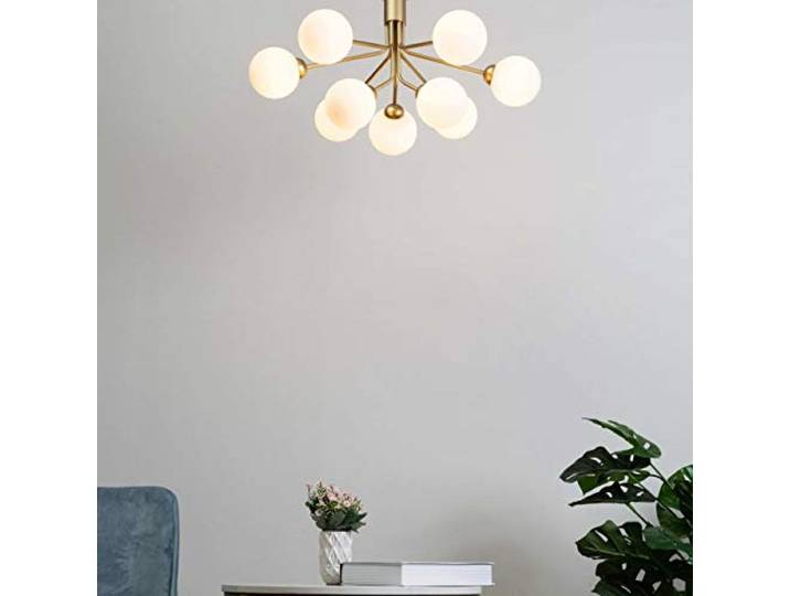 Plafonnier Audrey doré 9 globes verre blanc 70 cm 9 globes en verre blanc laiteux\, structure dorée\, diamètre 70 cm\, 9 culots G9