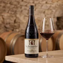 M. Chapoutier 2021 M. Chapoutier La Bernardine Châteauneuf du Pape 2021 Grenache,Mourvedre,Syrah Frankreich