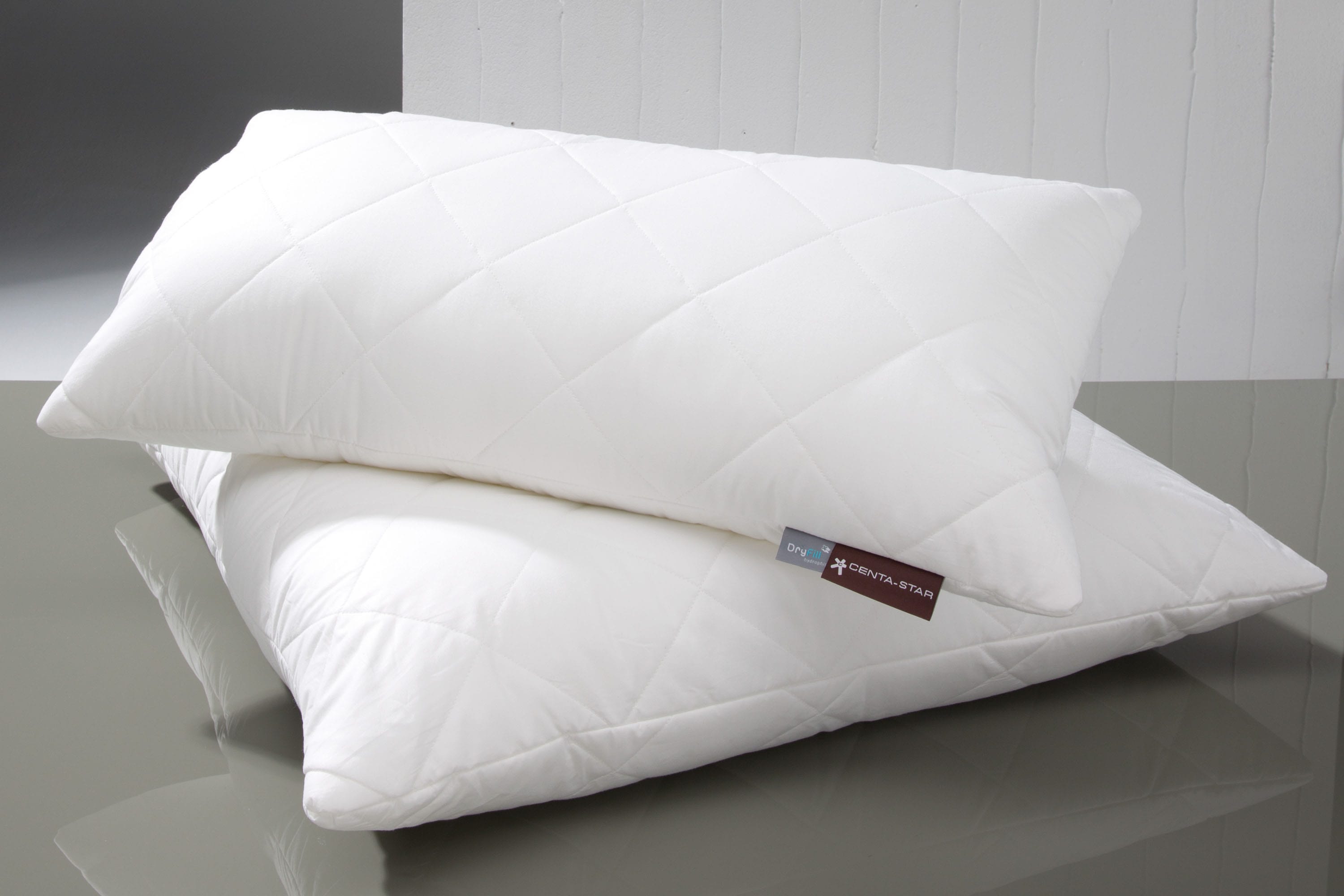 Microfaserkissen CENTA-STAR "Famous", weiß, B:80cm L:80cm, Bezug: 100% Baumwolle. Füllung: 100% Polyester, Kopfkissen, Microfaserkissen