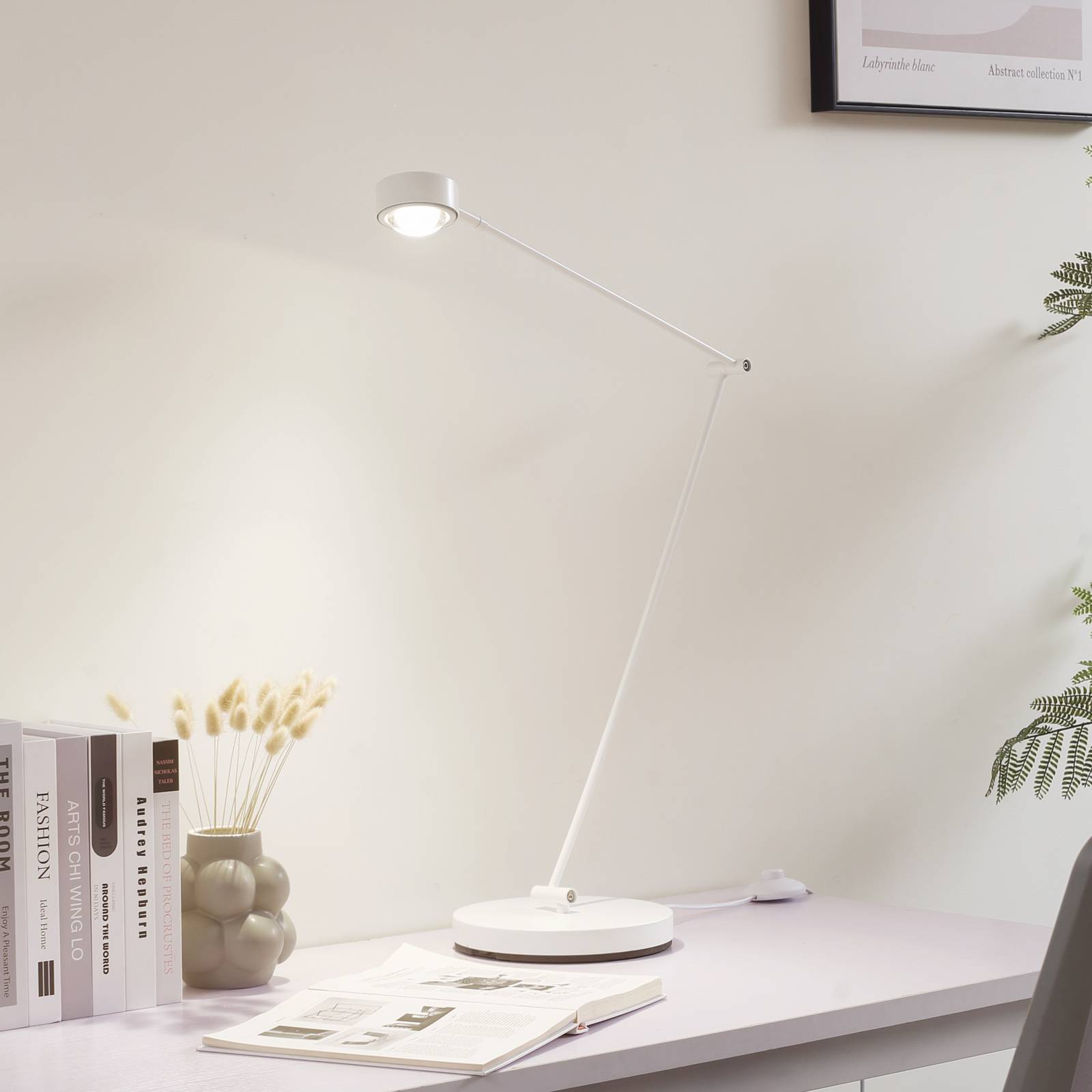 Stehlampe Jyla Lindby, weiß / opal, für Wohn- / Esszimmer, Metall, Modern, Stehlampe