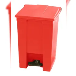 Rubbermaid Robuster Pedaleimer | 45,4 Liter, HxBxT 60x40x41,3cm | Aus HACCP konformen Polyethylen | Rot von PROREGAL
