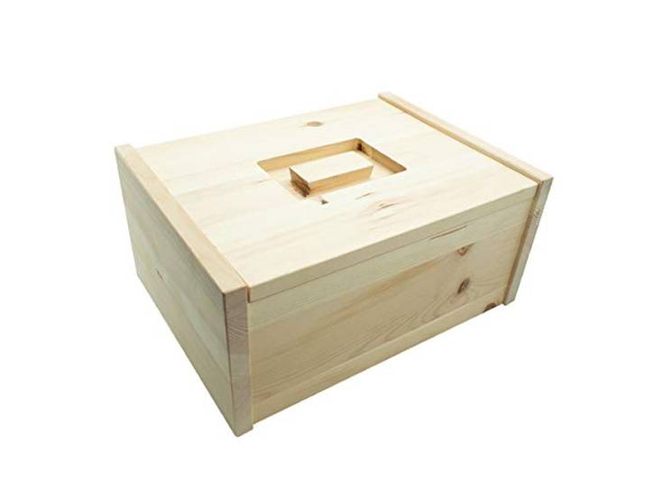 Zirbenholz Brotdose aus Österreich inkl. Gitter - 30x23x14,5 cm