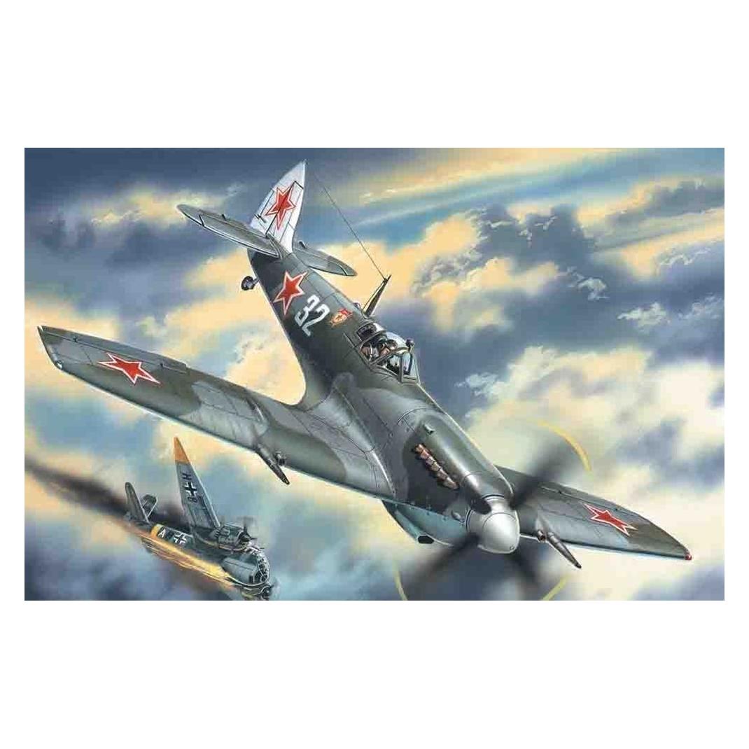 ICM Supermarine Spitfire LF.IXE WWII Soviet Air Force Fighter (48066)