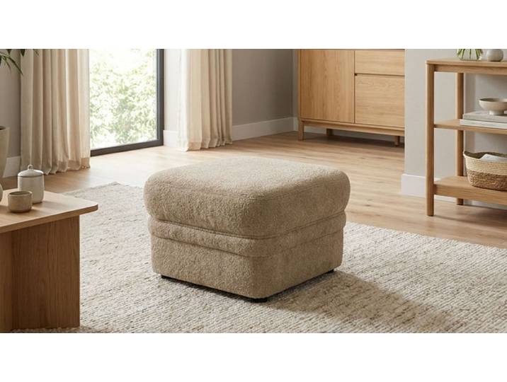 Hocker GOODPRODUCT Nyborrg 60 cm, formschönes Design für ein modernes Zuhause , beige (taupe), B:60cm H:44cm T:60cm, 100% Polyester, Hocker, Hocker, Polsterhocker passend zum Sofa, Breite 60 cm, individuell kombinieren