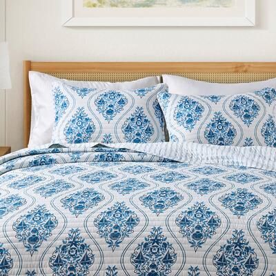Linery & Co. Reversible Nautical Quilt Set