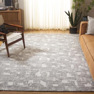 SAFAVIEH Hand-Loomed Tibetan Dantina Modern & Contemporary Wool Rug