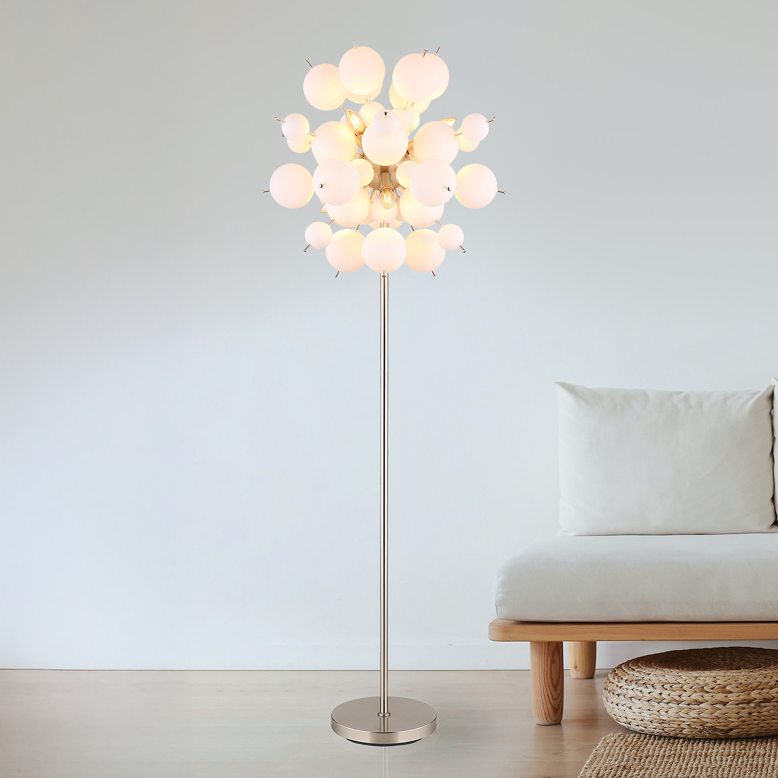 home24 Staande lamp Udo wit/zilver met opaalglas en metaal, Ø 55 cm