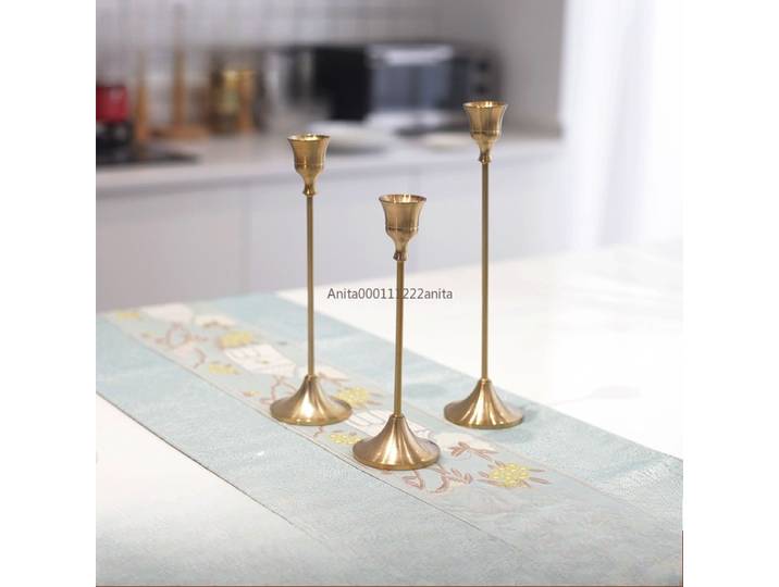 Porte-bougie en laiton massif non laqué / Décoration de table / Porte-bougie / Chandelier / Support à bougie en laiton / Plateau à bougie en laiton