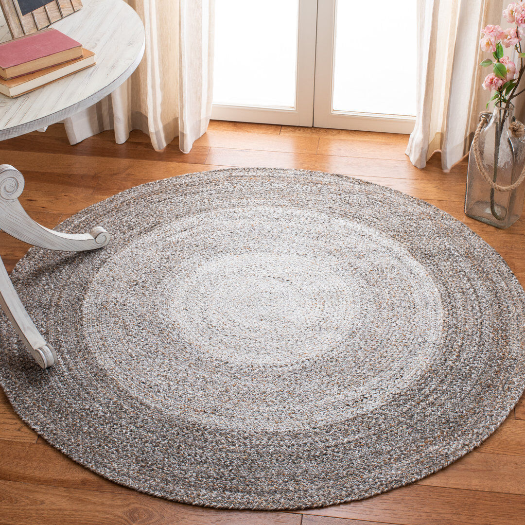 Beachcrest Home Mateo Round Hand Woven Indoor / Outdoor Area Rug Brown Round 152cm
