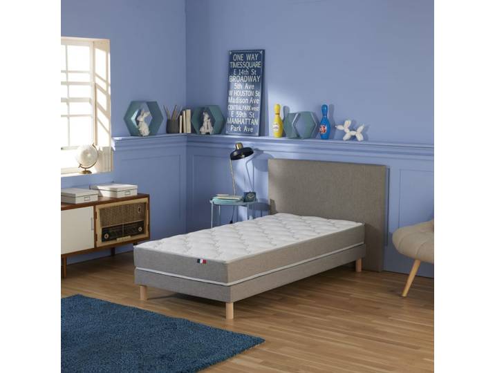 Matelas mousse polyuréthane ferme stratus français 90x200