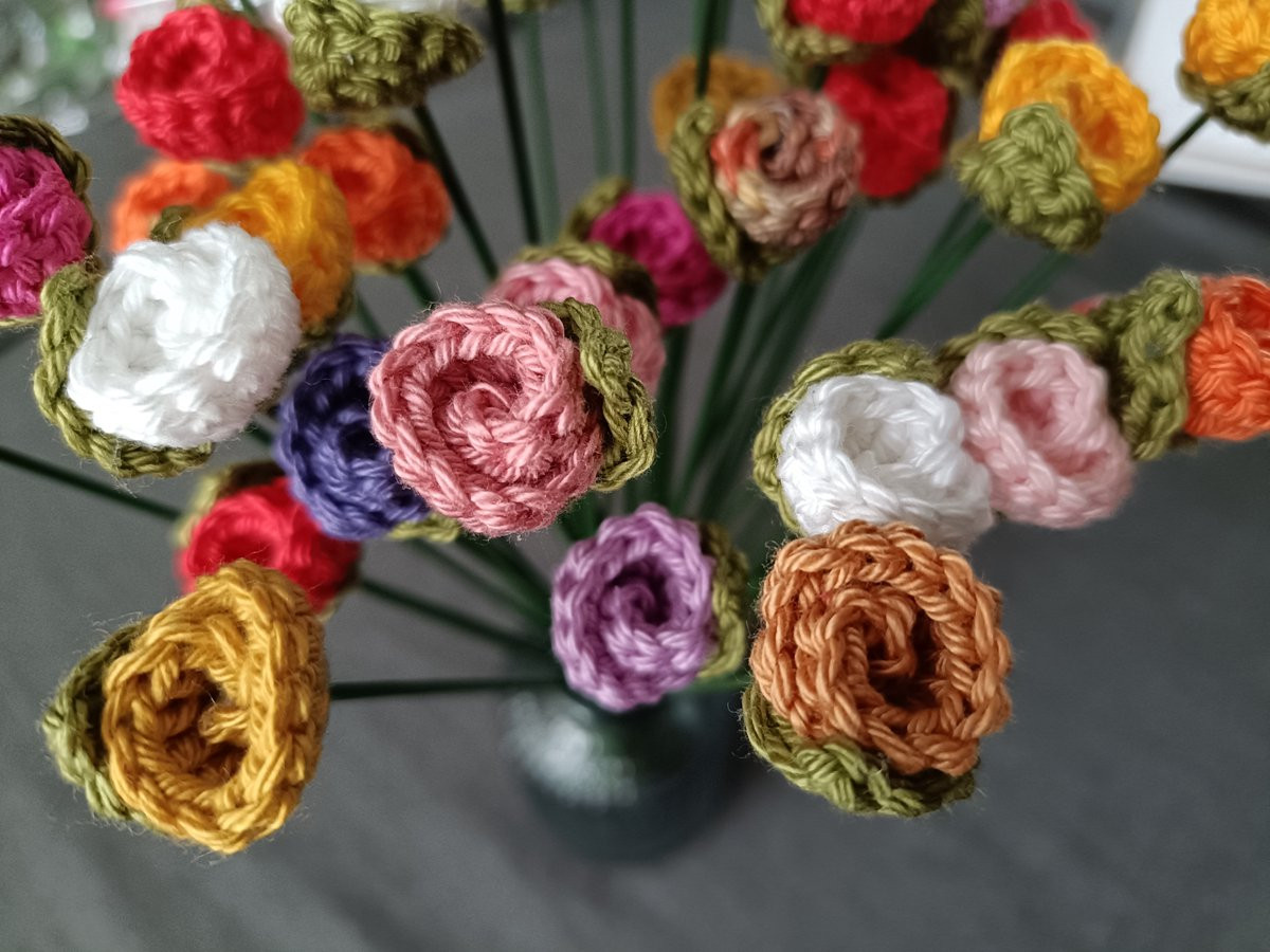 Knuffelsenzo Handgemaakte Gehaakte Kunstbloemen Roosjes