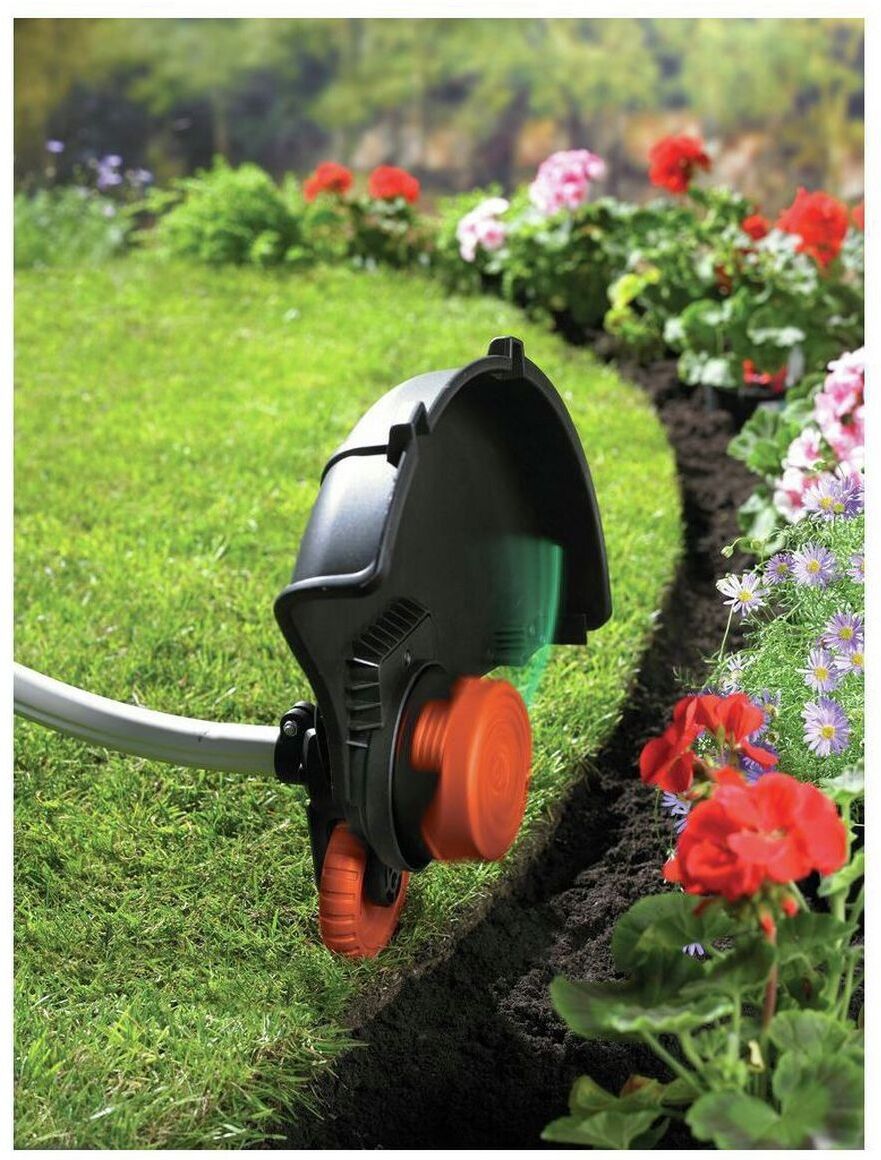 Black & Decker GL9035-GB 35cm Corded Grass Trimmer - 900W