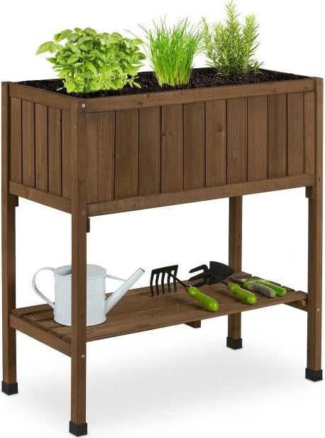 Verhoogd plantbed van sparrenhout
