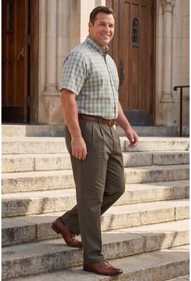 Men's Big & Tall Relaxed Fit Wrinkle-Free Expandable Waist Pleated Pants by KingSize in Olive (Size 54 40)