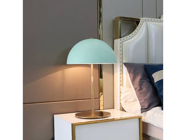 Lampe de Table minimaliste moderne chambre Simple mode décoration nordique lampe de chevet chaud romantique Ins fille Macaron lampe de bureau
