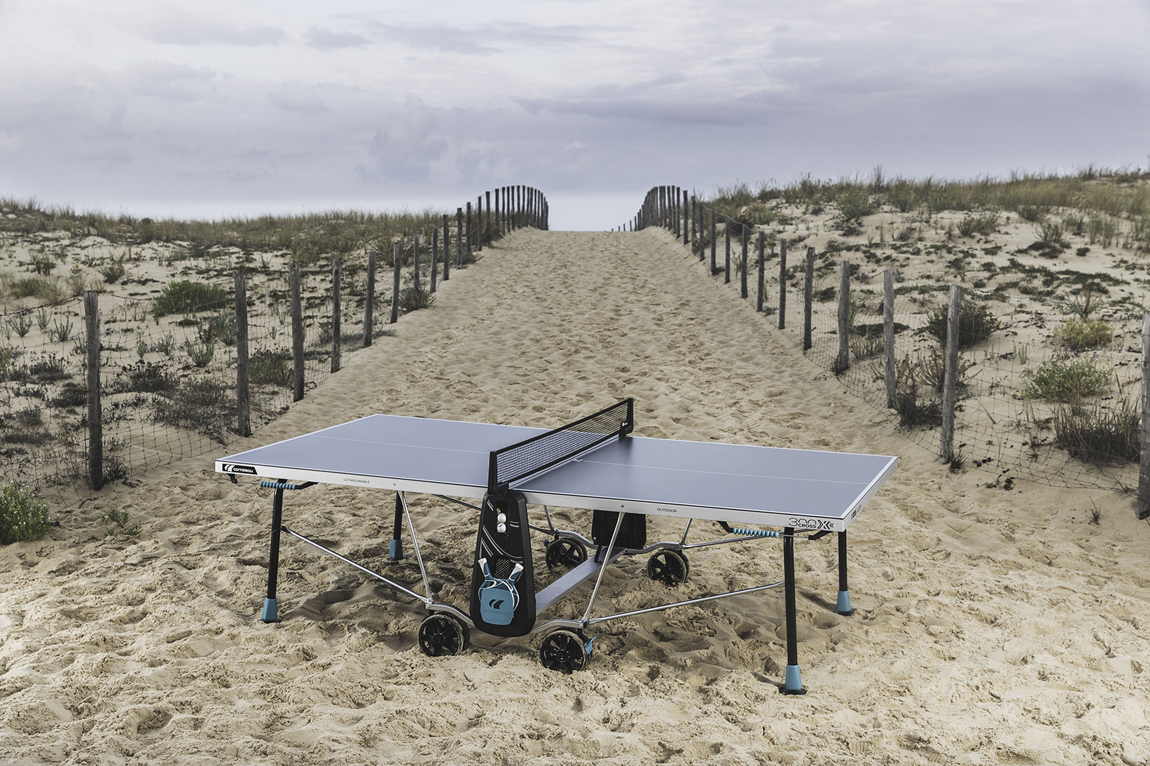 CORNILLAU 300X - Outdoor Tischtennisplatte - GRAU