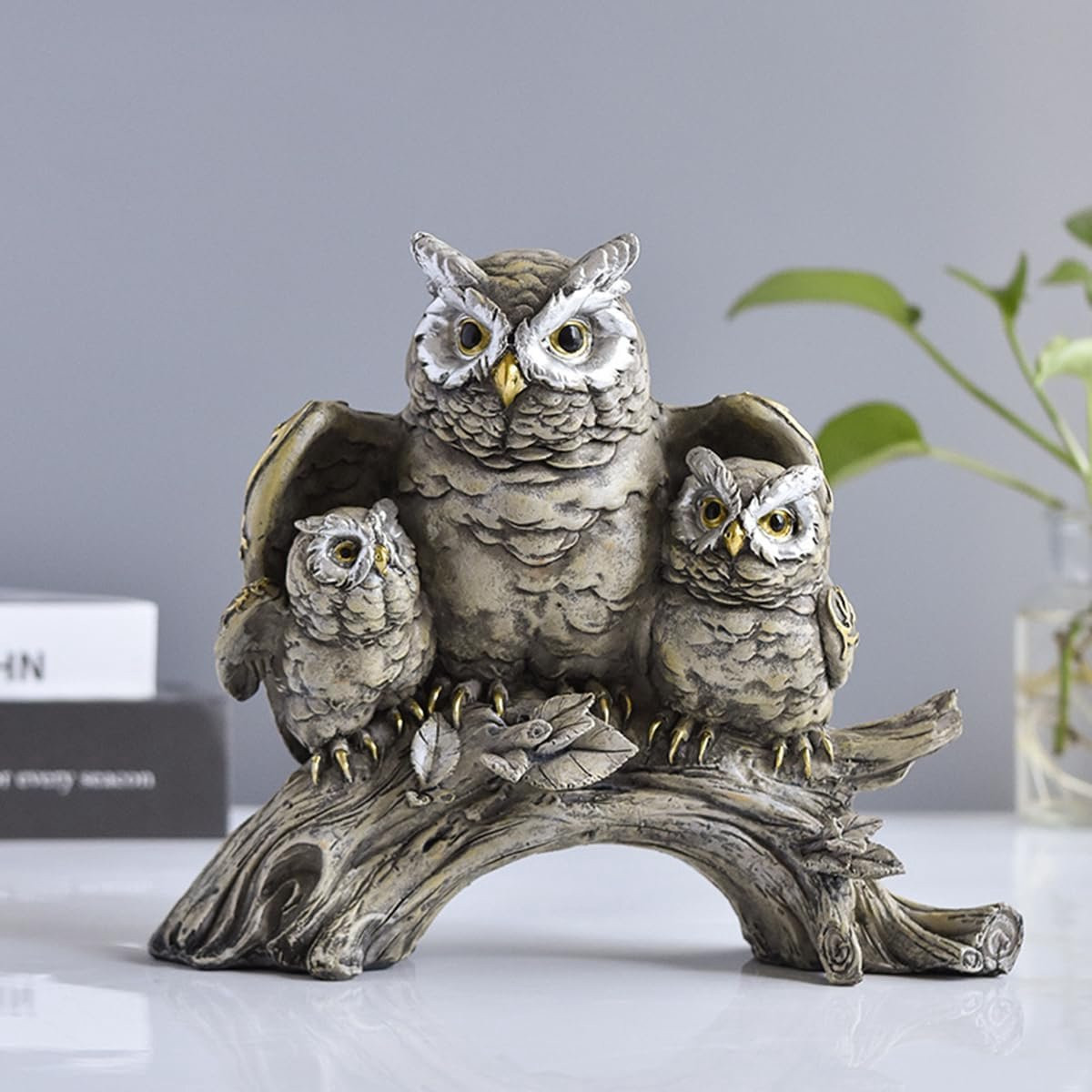 Decoratief uil standbeeld voor op tafel