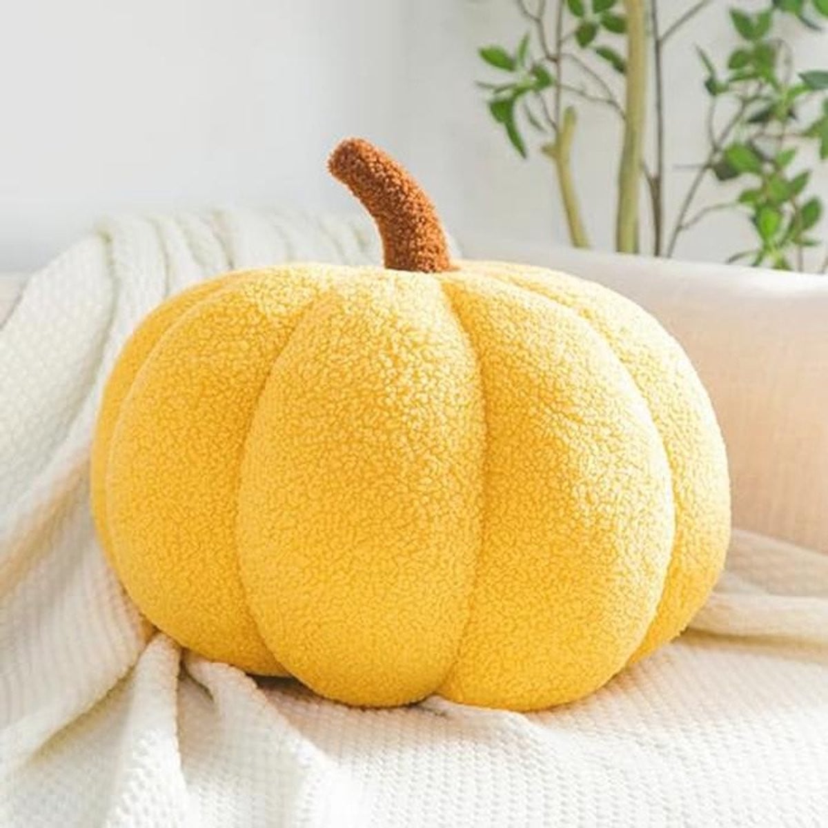 Geel Pompoen Sierkussen voor Halloween Decoratie - 20 cm