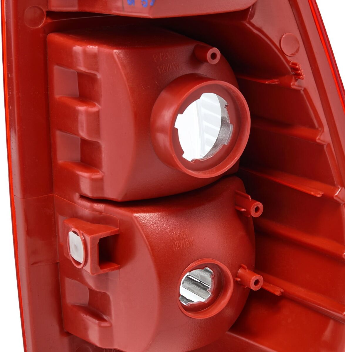 TYC 11-11438-01-2 Rear light