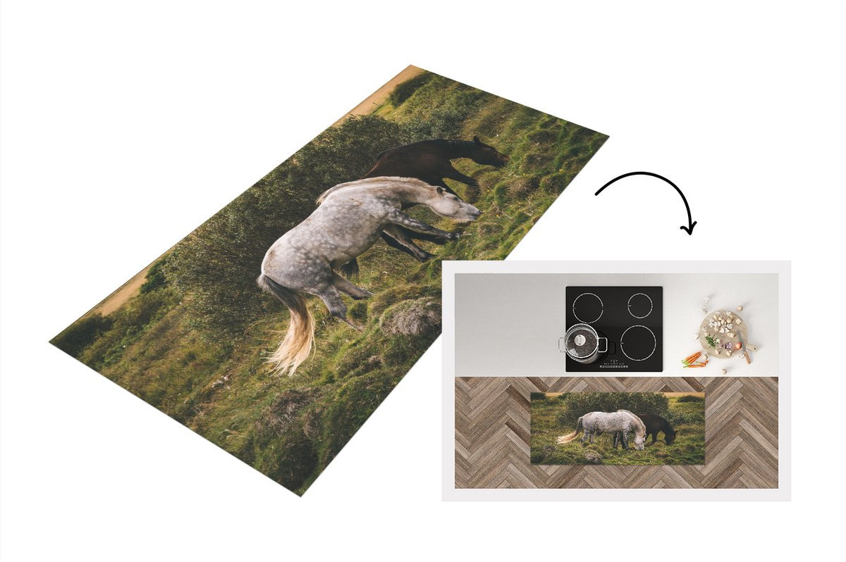 Keukenloper Vinyl met Paarden en Gras - 120 x 50 cm