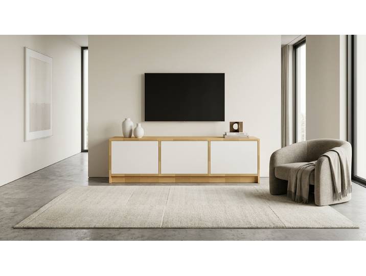 Tiefes schlichtes Lowboard – kostenlose Holzmuster Buche Natur geölt
